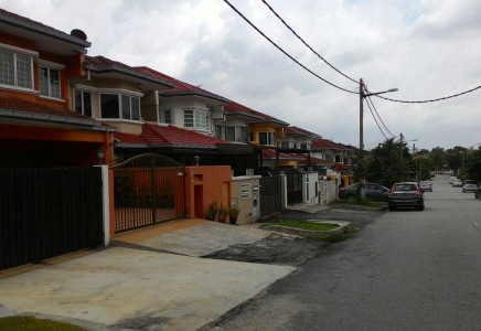 Double storey Jalan Sepah Puteri Seri Utama Kota Damansara