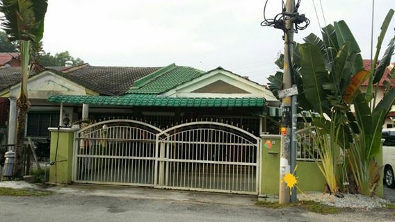 1Sty Taman Sri Melur Kajang