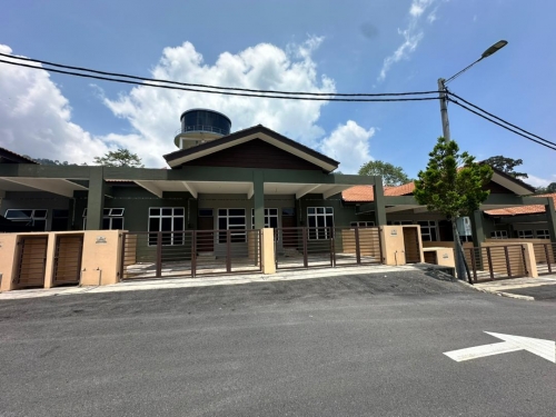Teres Type B Janda Baik, Bentong, Pahang (Depan)